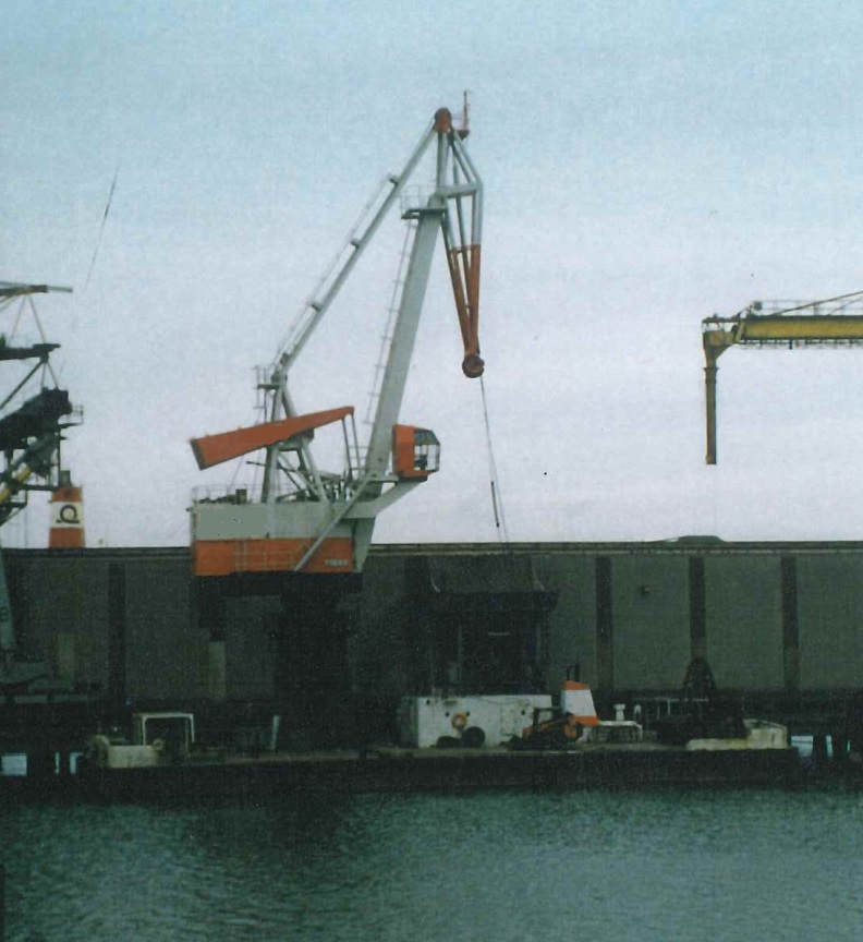 floating discharge crane 13 Tons for sale