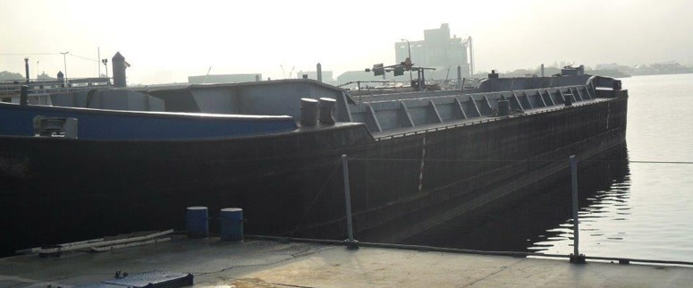 Hopper barges 360 Mton